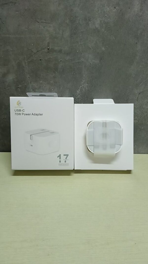 SK 17 pro max charger 70W head